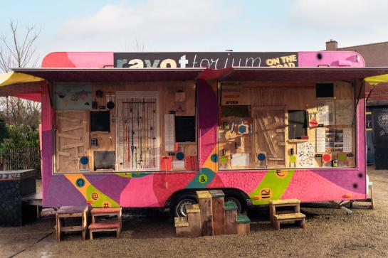 Ravottorium on the road
